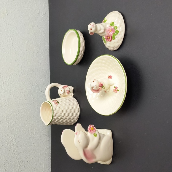 Avon Easter Bunny Set Of 4 Pcs Ceramic Decor - Picture 15 of 17